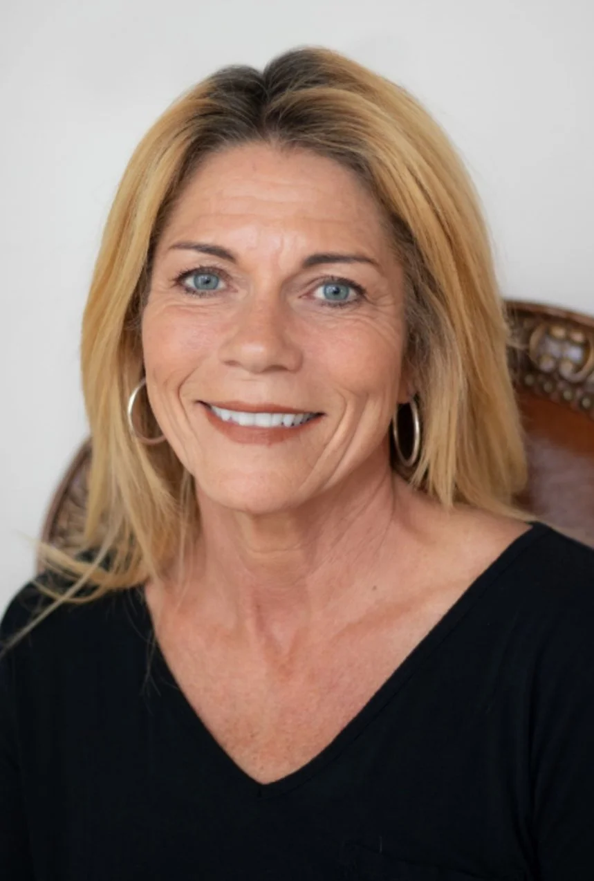 Dr. Barbara Russell portrait.